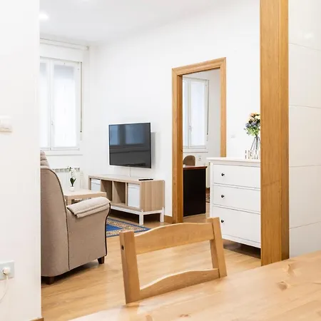 Bonito Y Comodo Cerca De La Playa * 圣塞瓦斯蒂安